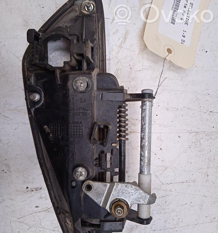 Alfa Romeo 159 Manecilla externa puerta delantera 