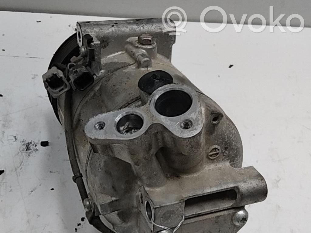 Renault Clio IV Klimakompressor Pumpe 