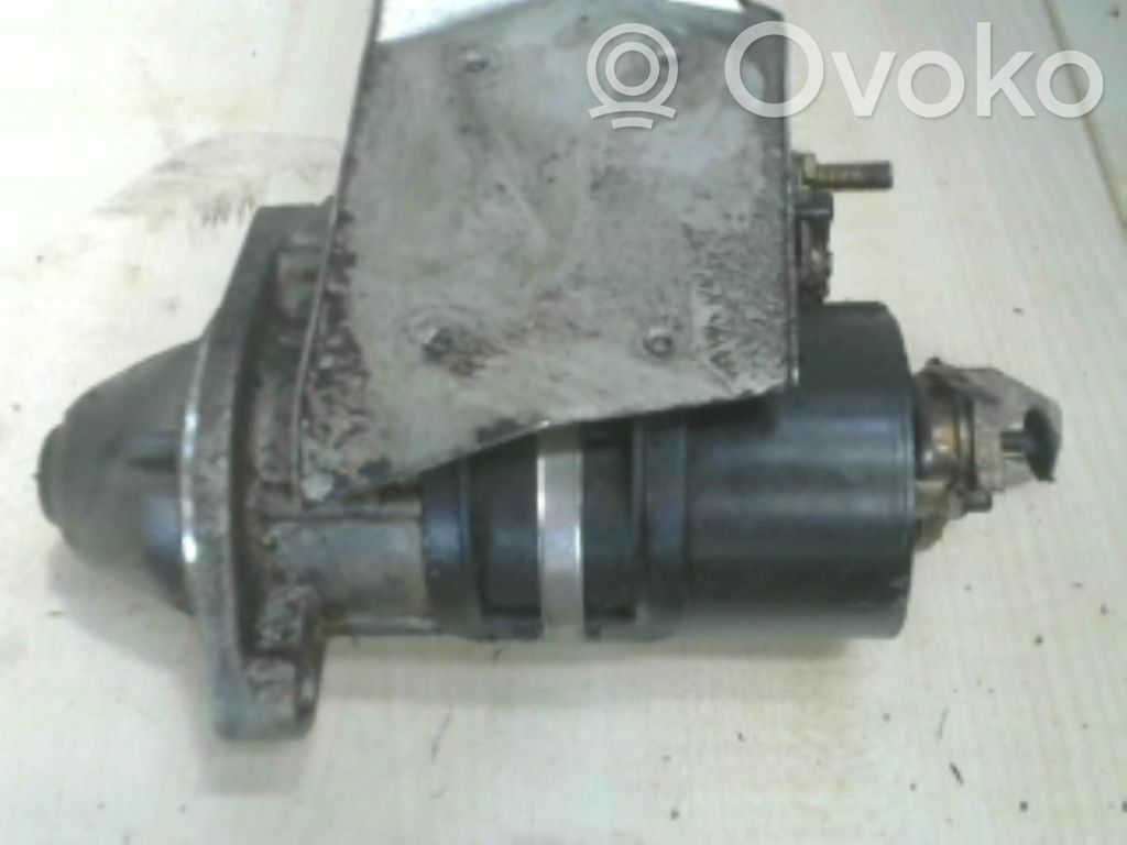 Audi A4 S4 B5 8D Starteris 