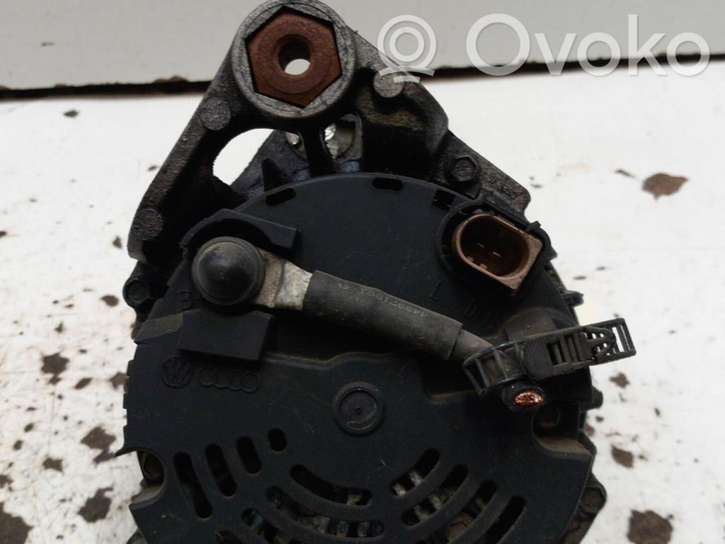 Audi A4 S4 B6 8E 8H Ģenerators 
