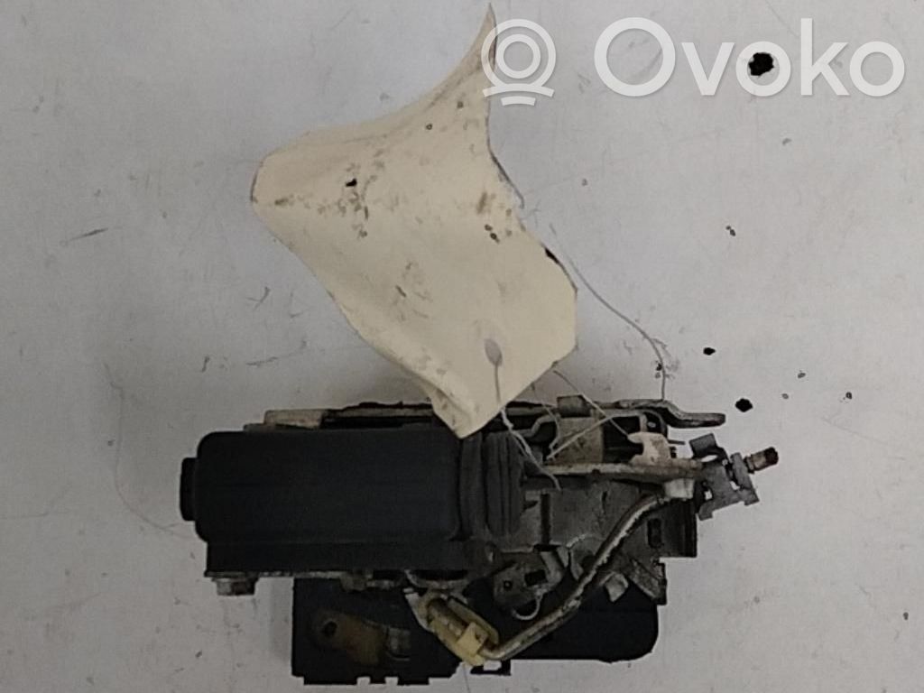 Dacia Duster Galinių durų spyna 