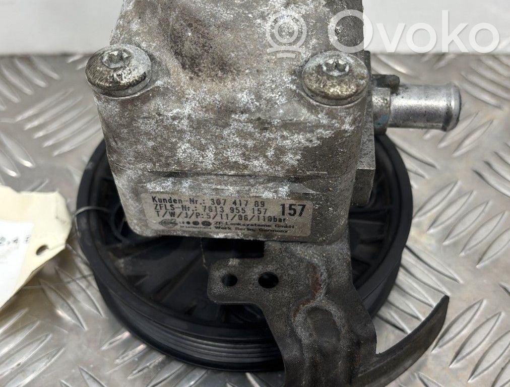 Volvo V70 Ohjaustehostimen pumppu 