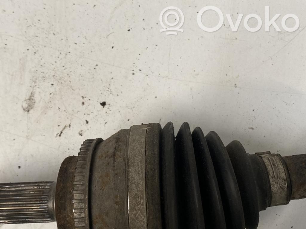 Toyota Corolla E120 E130 Etuvetoakseli 