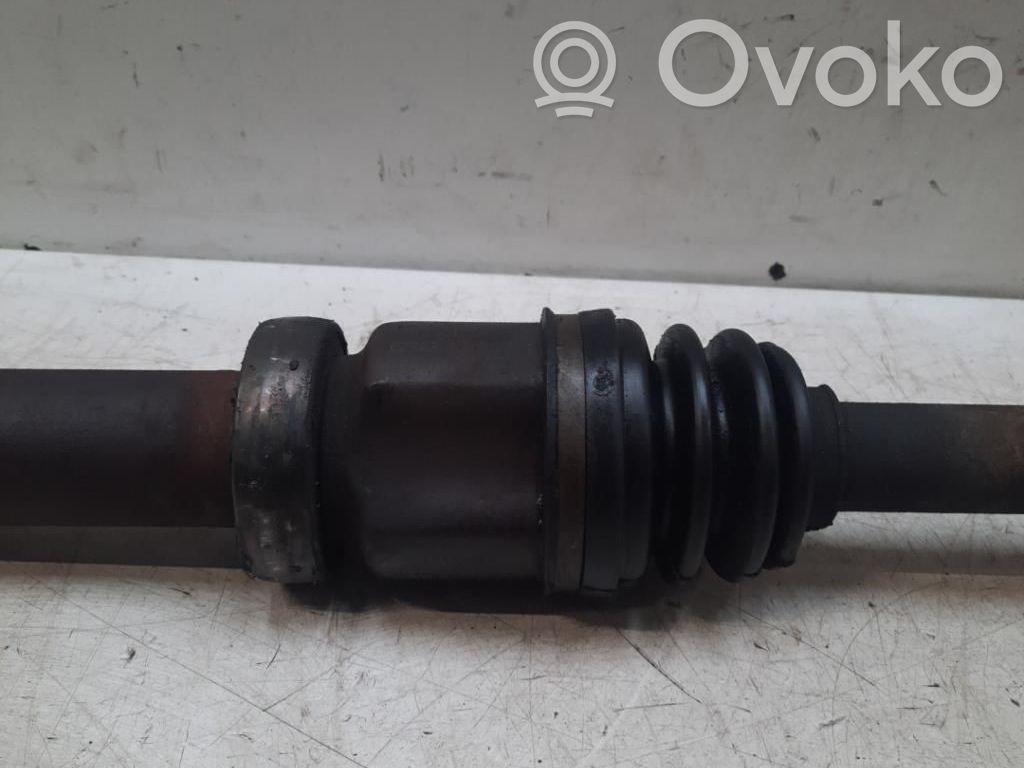 Front driveshaft   1602942