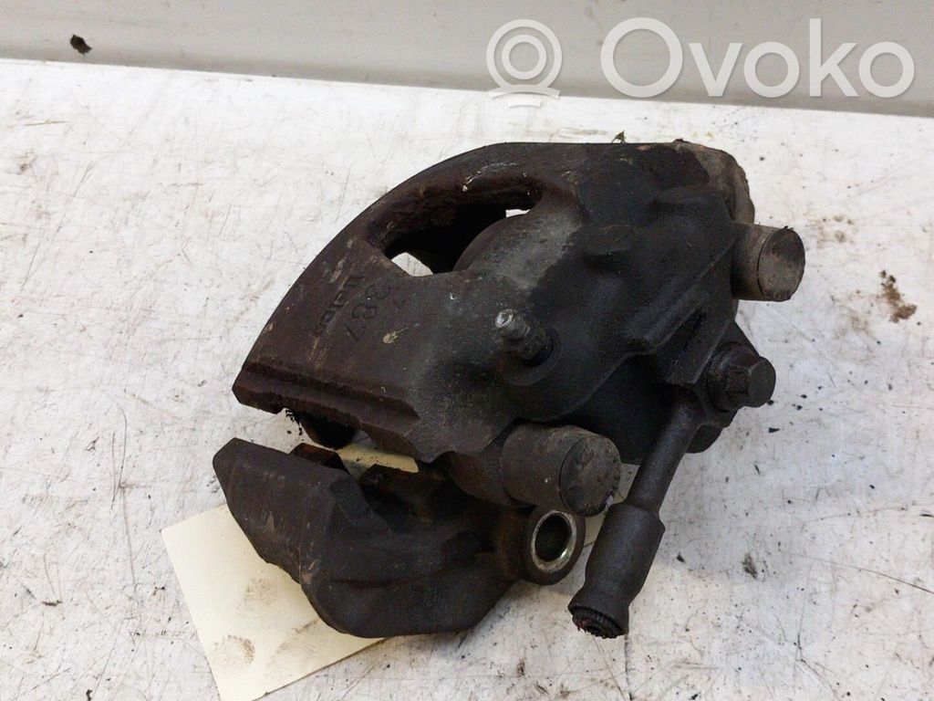 Opel Corsa B Etujarrusatula 
