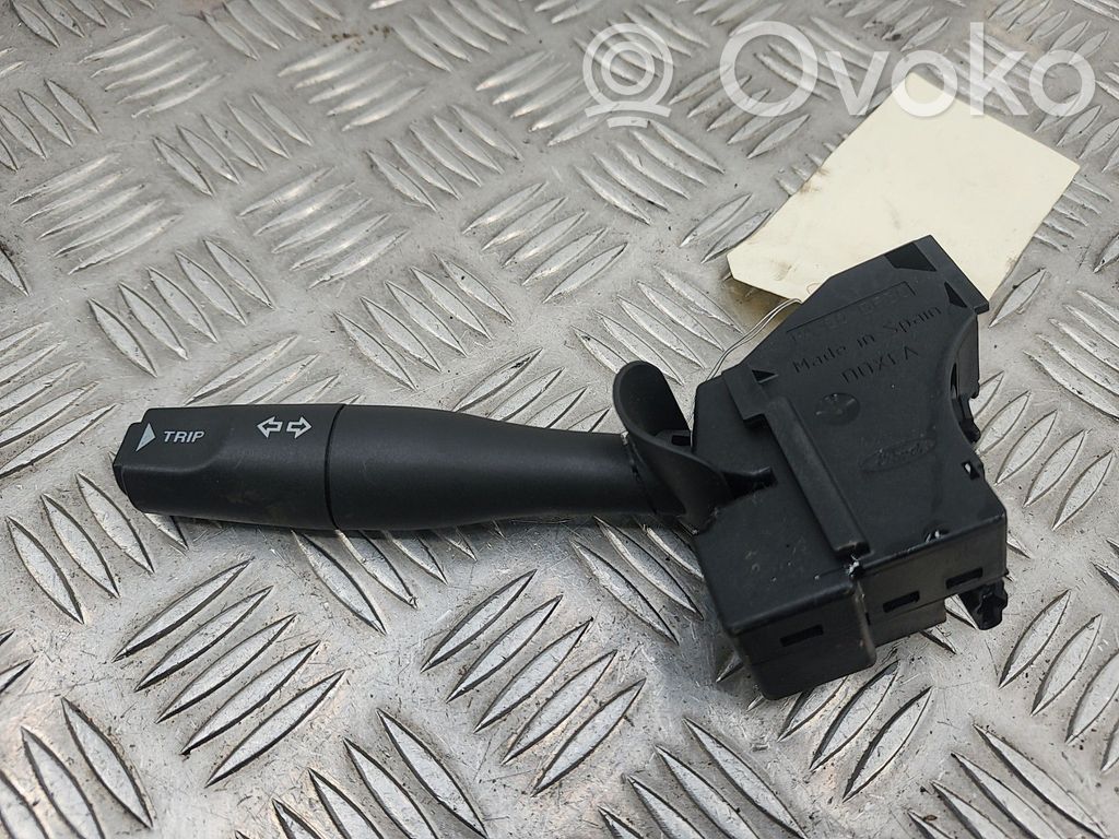 Jaguar X-Type Indicator stalk 