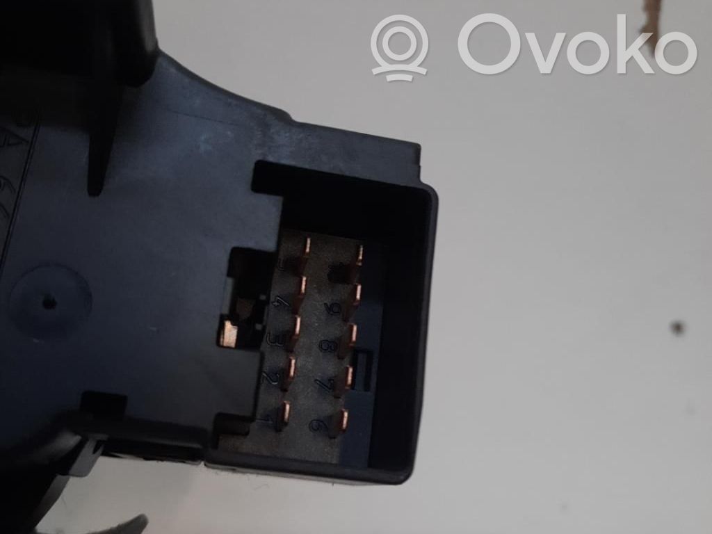 Ford Focus Wiper control stalk 
