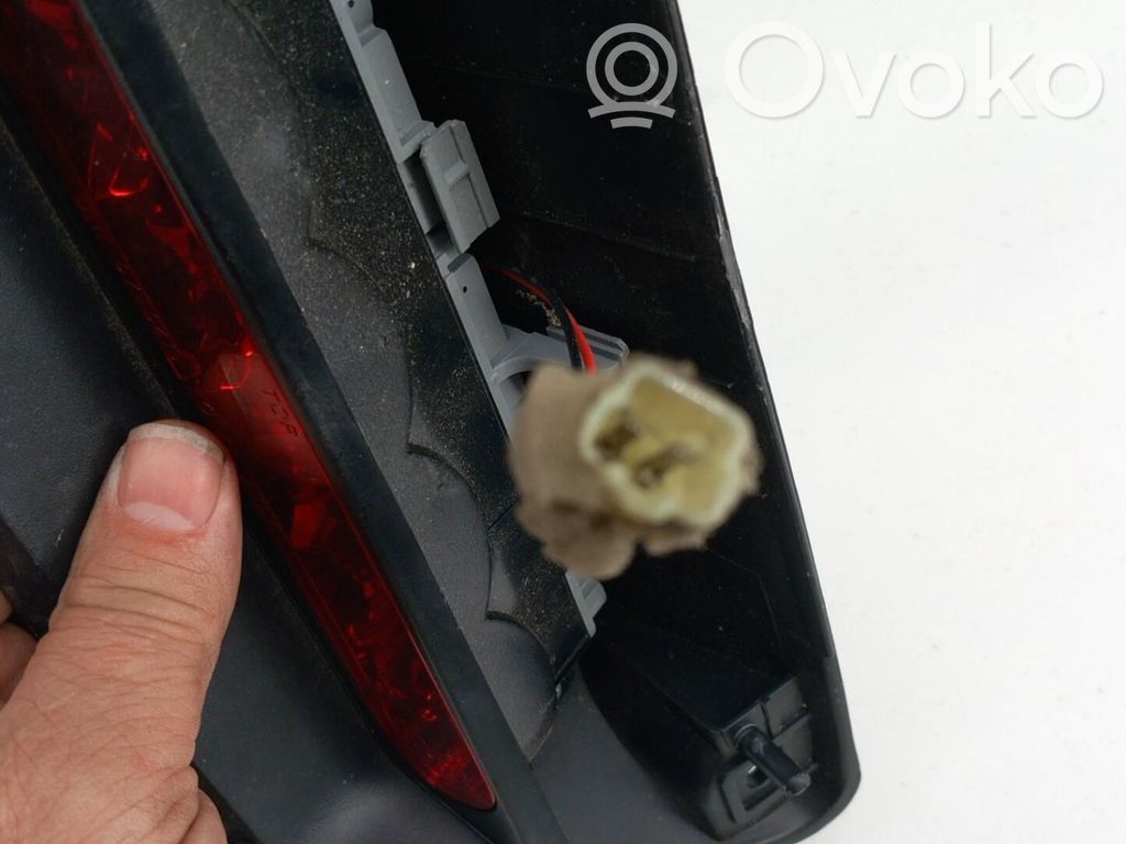 Chevrolet Spark Third/center stoplight 