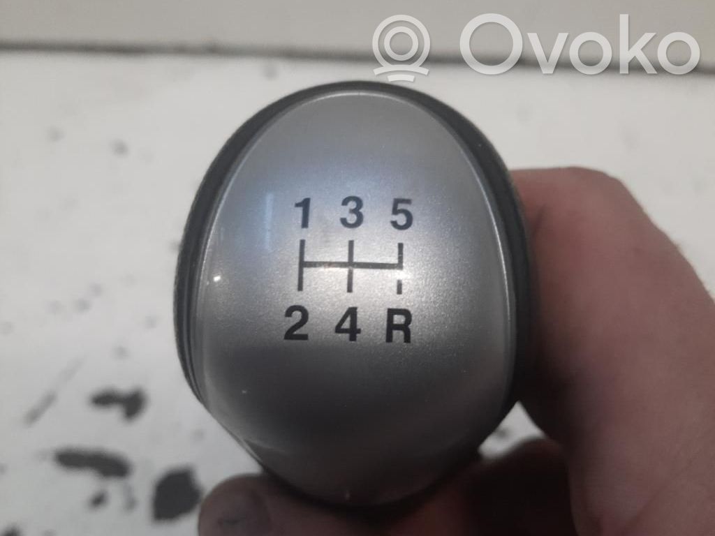 Ford Fiesta Gear lever shifter trim leather/knob 