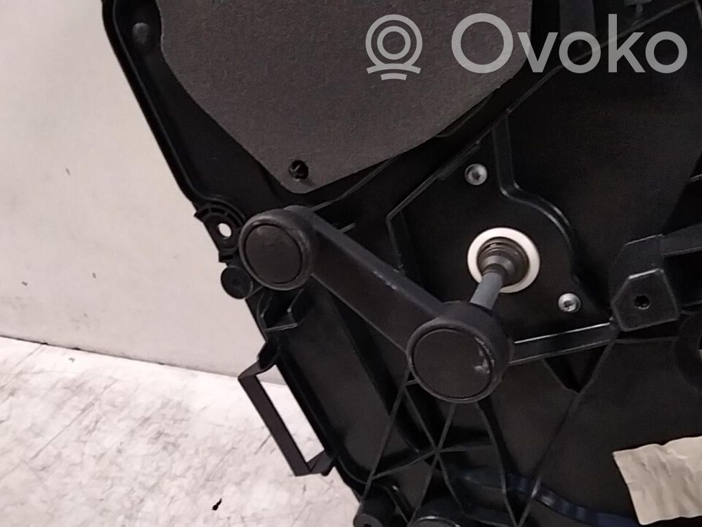 Ford Fiesta Ręczny podnośnik szyby drzwi tylnych 