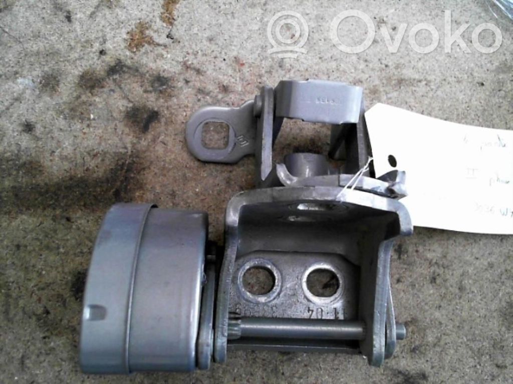 Renault Scenic II -  Grand scenic II Rear door upper hinge 