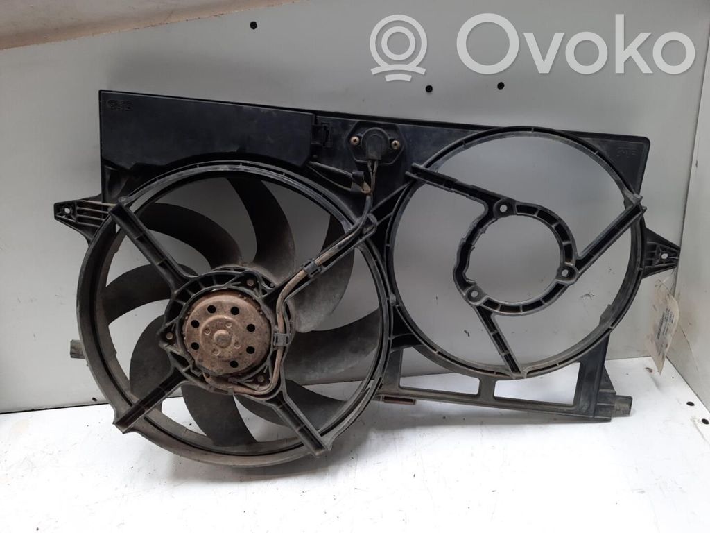 Peugeot Expert Elektrisks radiatoru ventilators 