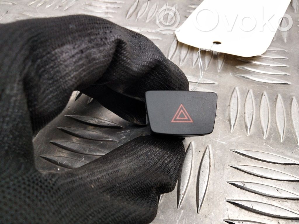 Ford Fiesta Hazard light switch 