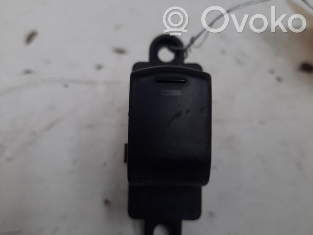 Nissan Micra Electric window control switch 