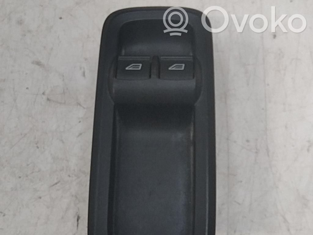 Ford Fiesta Electric window control switch 