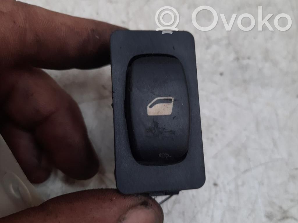 Peugeot 807 Electric window control switch 