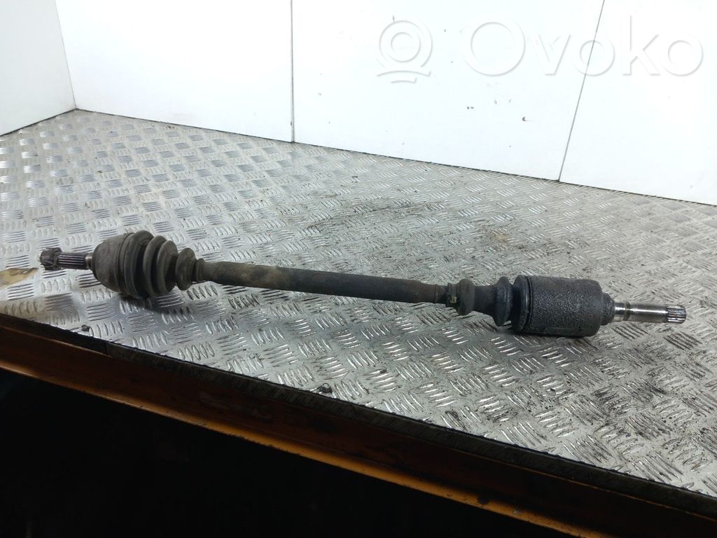 Peugeot 106 Eje de transmisión delantero 