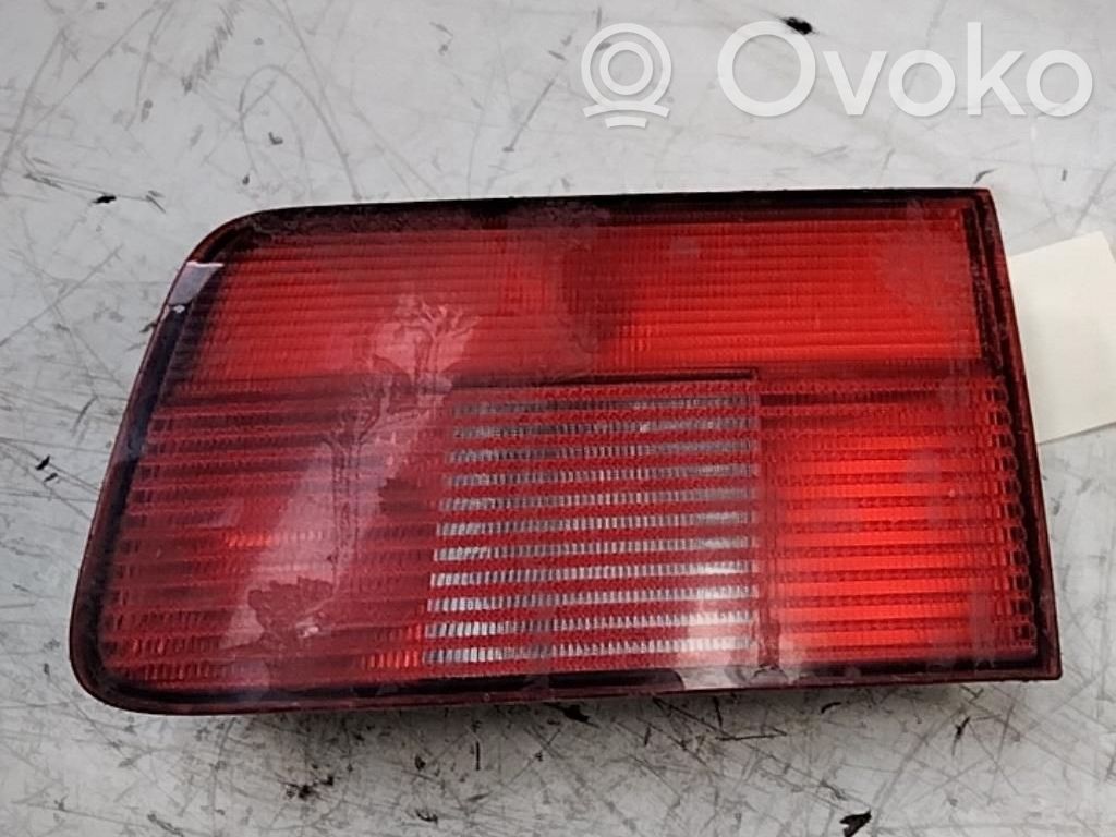BMW 5 E39 Takaluukun takavalot 