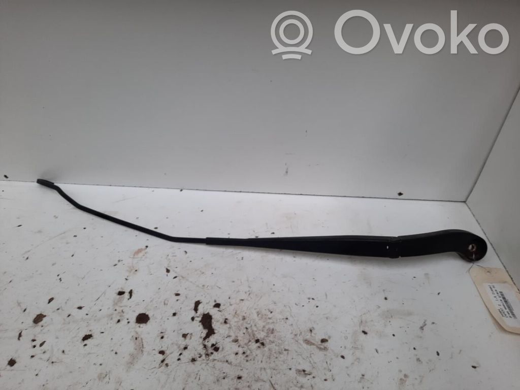 Peugeot Expert Front wiper blade arm 