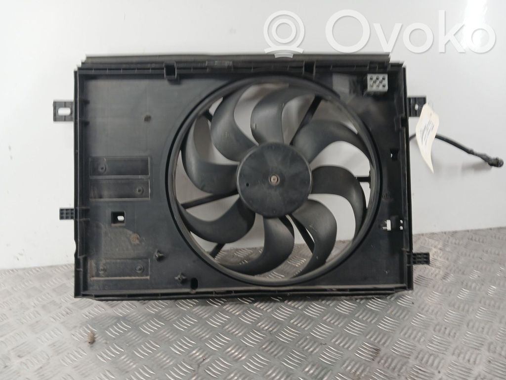 Citroen C4 II Picasso Elektrisks radiatoru ventilators 
