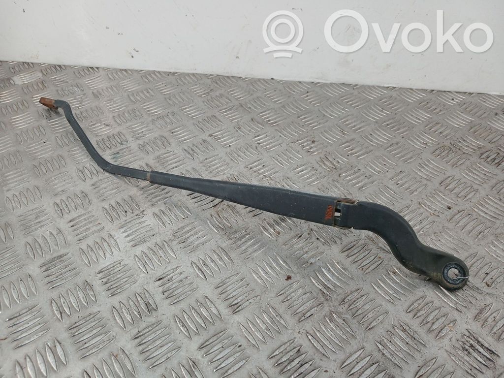 Peugeot Expert Front wiper blade arm 