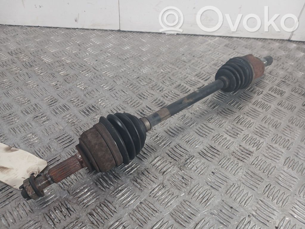 Nissan Micra Planetară față 