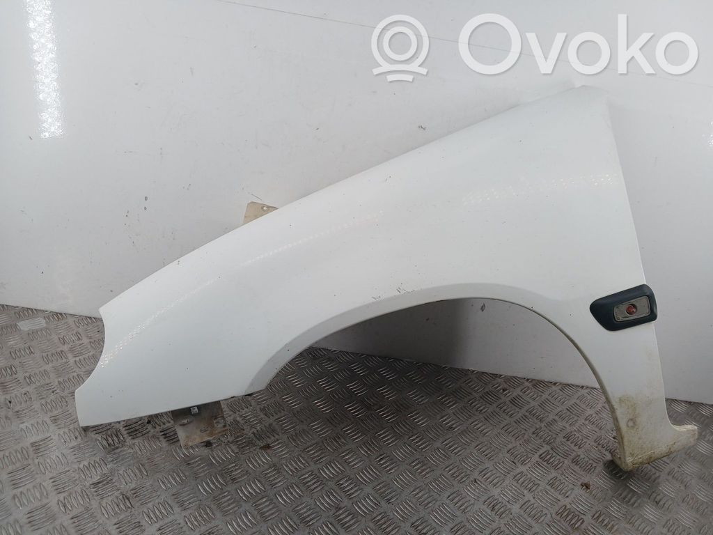 Citroen Saxo Spārns 