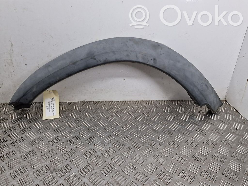 Front arch trim