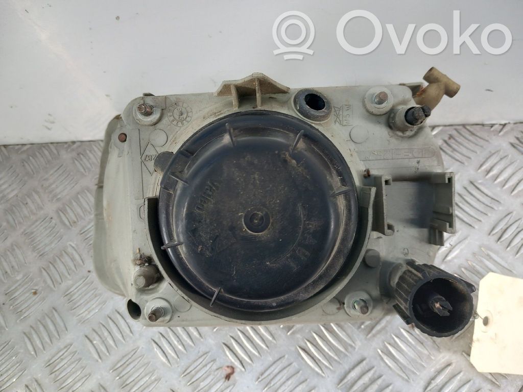 Renault Express Headlight/headlamp 