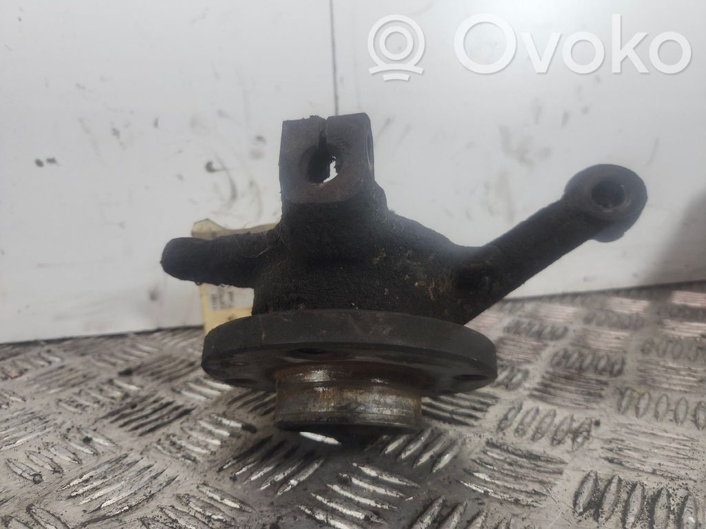 Cubo de rueda delantera   7700827260