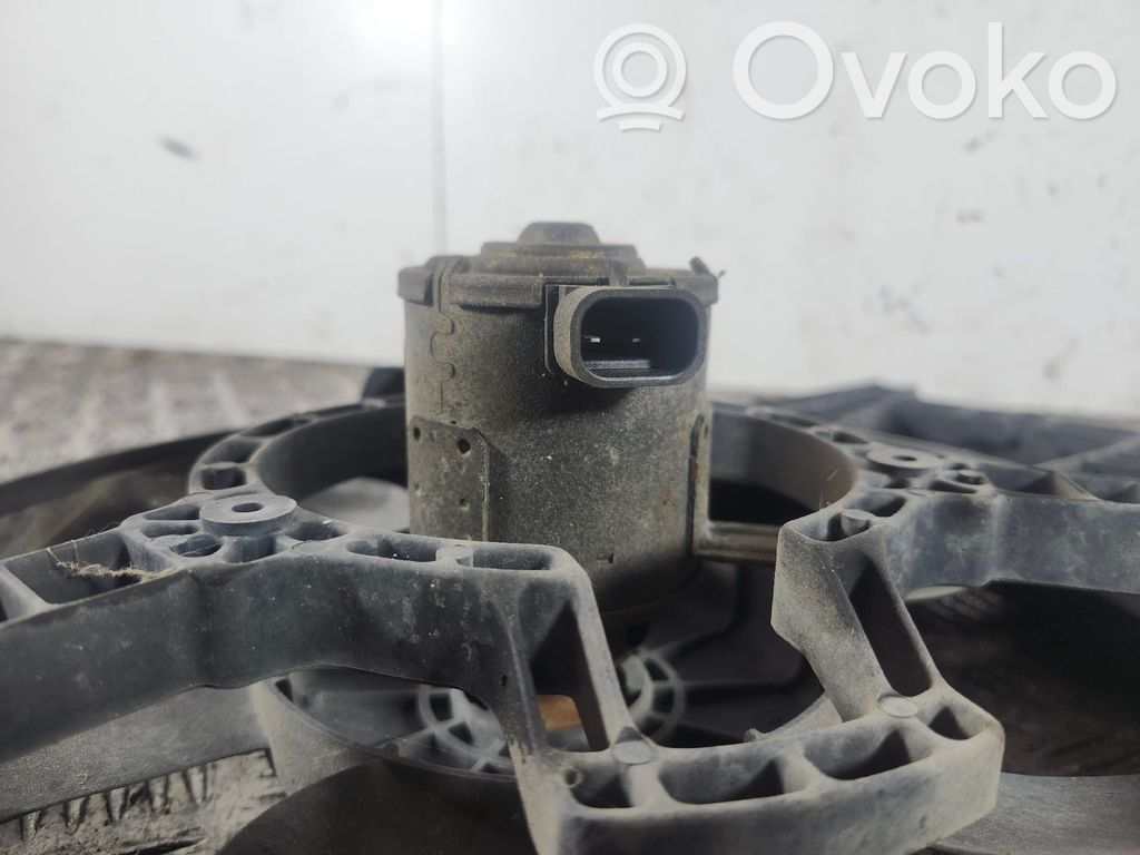 Fiat Punto (188) Elektryczny wentylator chłodnicy 