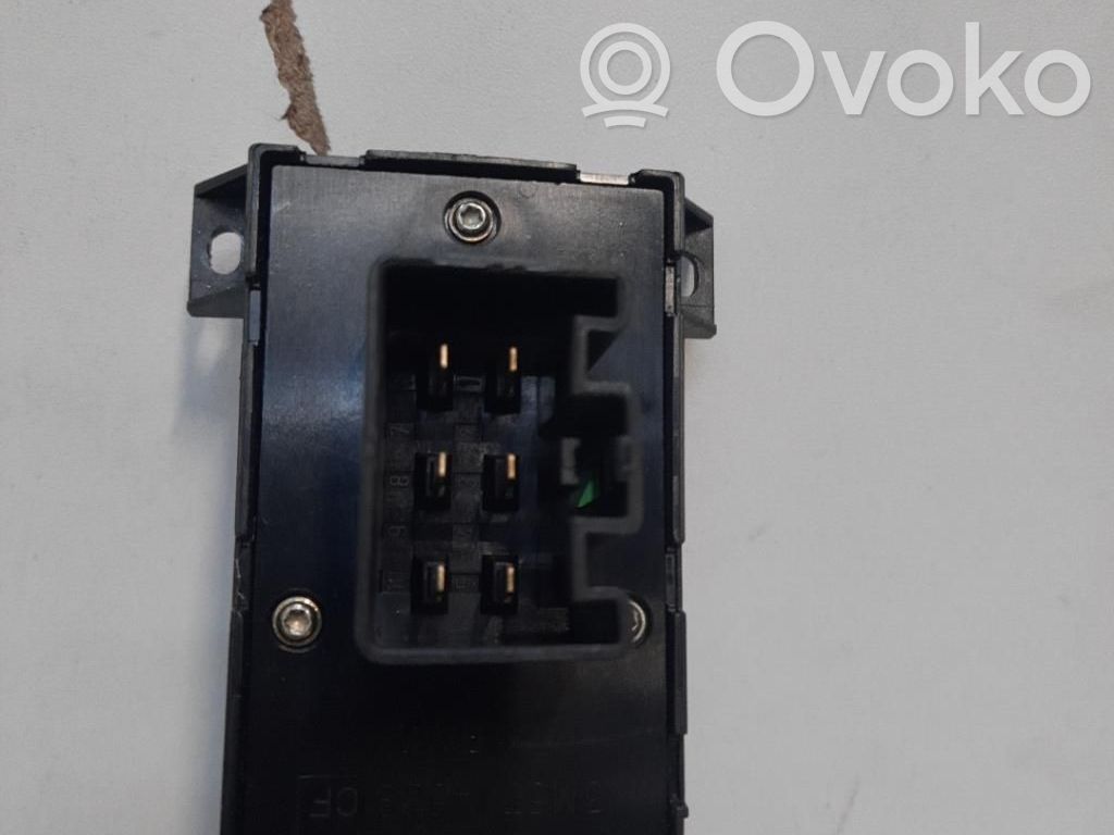 Ford C-MAX I Electric window control switch 