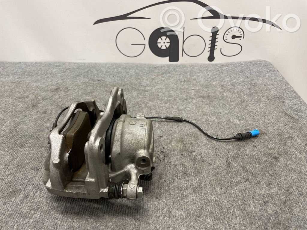 BMW 5 G30 G31 G38 Передний суппорт 