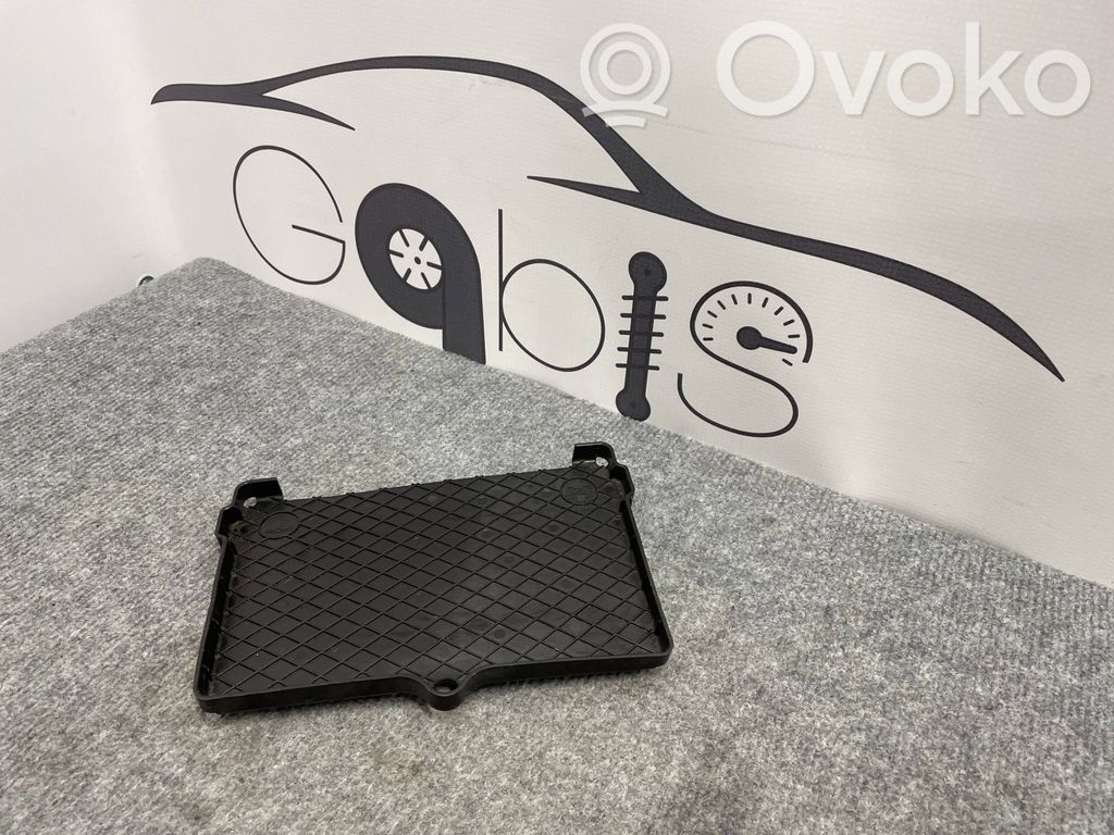 Tesla Model S Akumulatora nostiprināšanas pamatne 