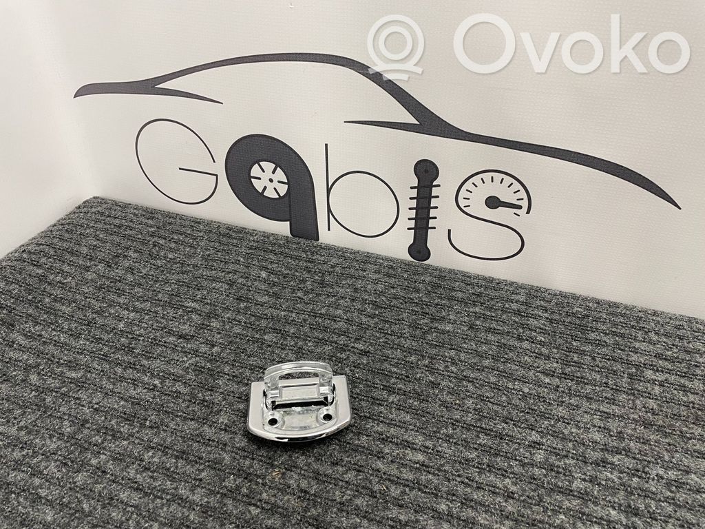 Porsche Macan (95B) Tie down hook / loop 