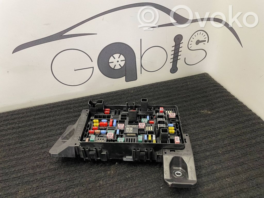 Dodge RAM Fuse box set 