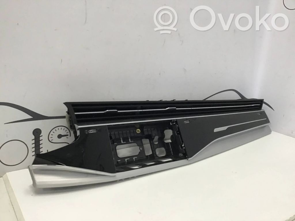 Audi Q7 4M Grilă ventilație centrală 