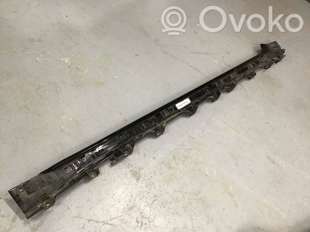 BMW 4 G22 G23 G24 G26 Sill supporting ledge 