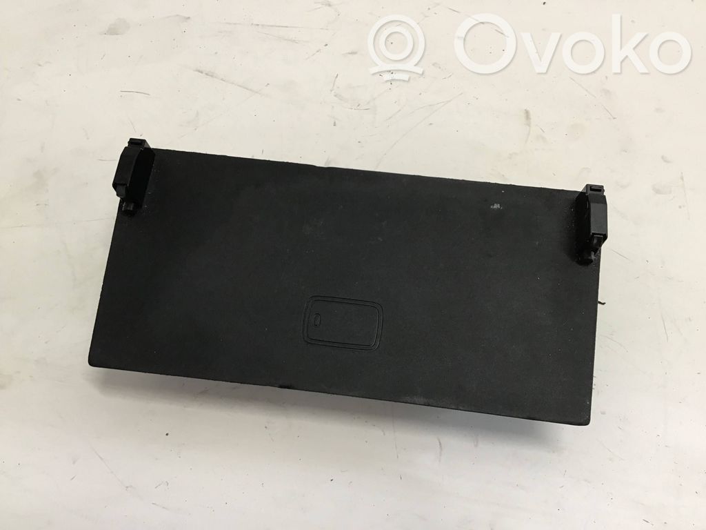 BMW 5 F10 F11 Wireless charging module 