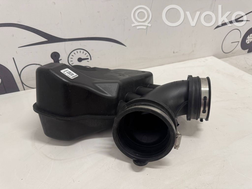 Ford Explorer VI Air intake hose/pipe 