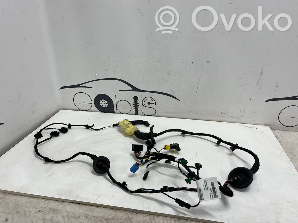 Cableado de puerta delantera   4S8971030B