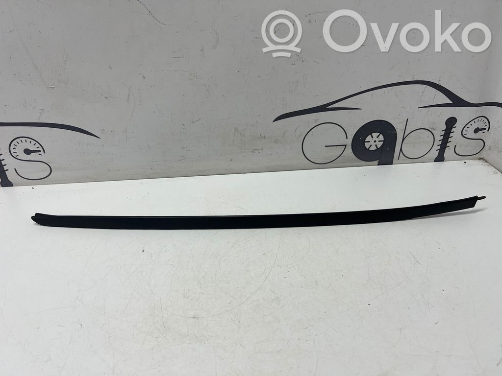 BMW X5 F15 Priekinio stiklo apdaila 