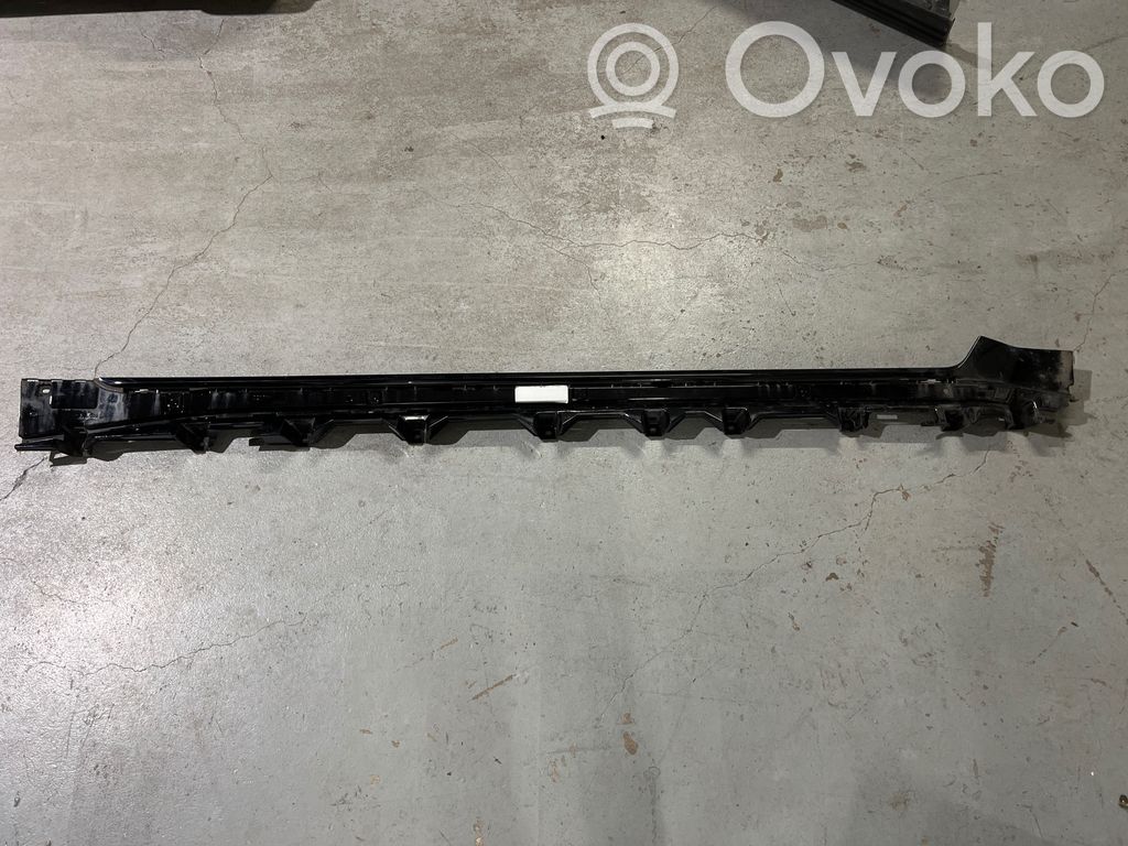 BMW i4 Sill supporting ledge 