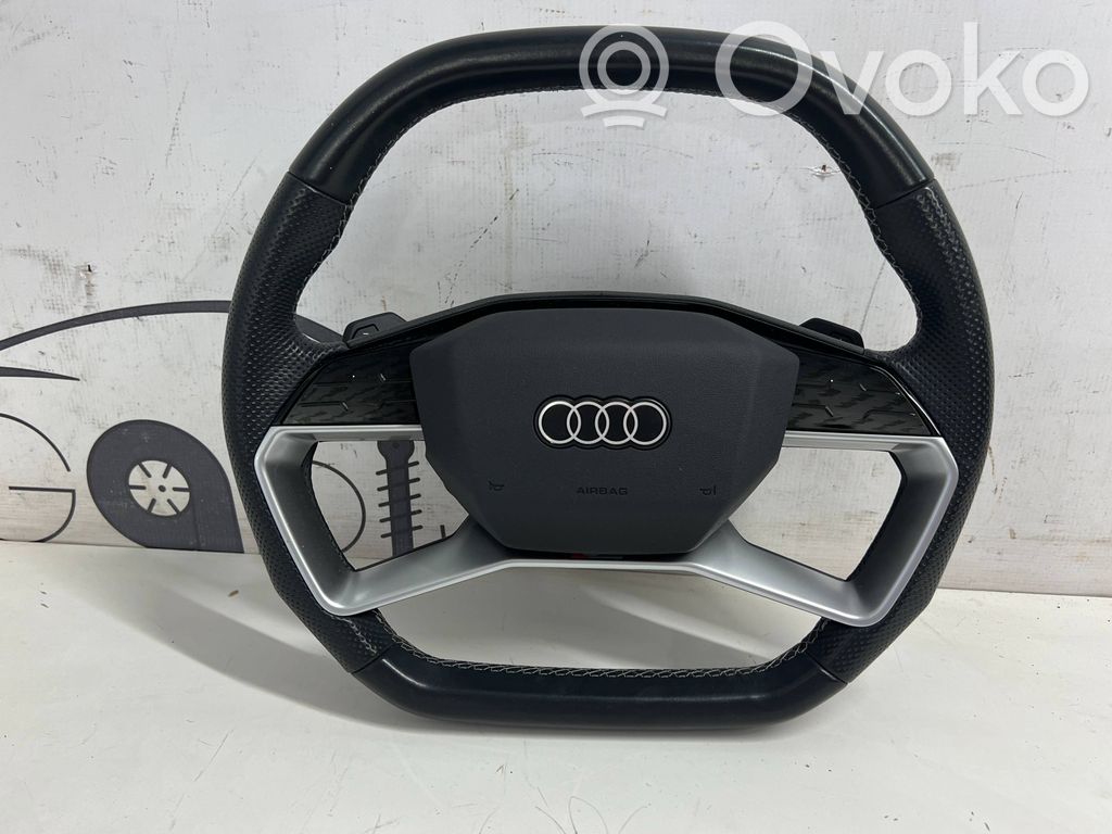 Audi Q4 e-tron Stūre 