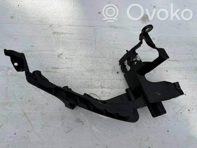 Audi A4 S4 B8 8K Ajovalon kannake 