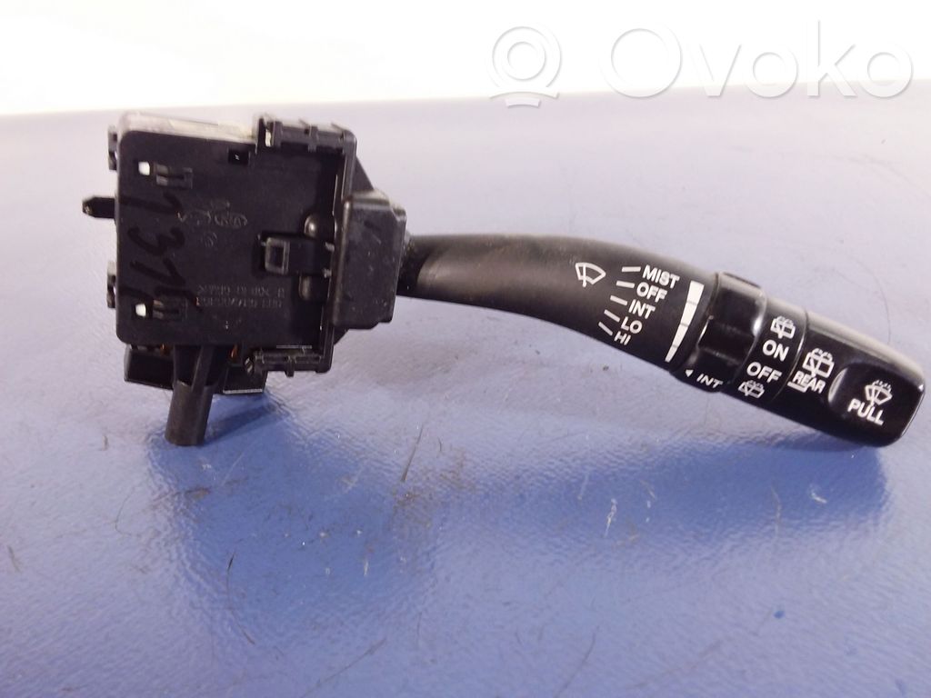 Headlight wiper switch