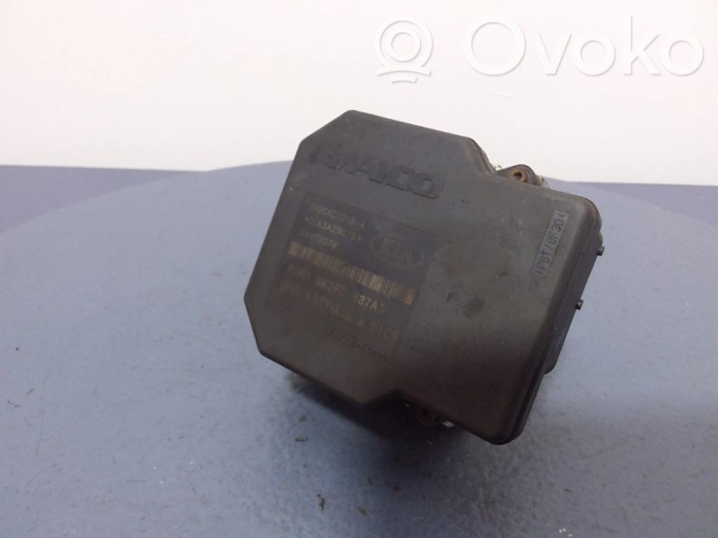 KIA Carens I Bomba de ABS 