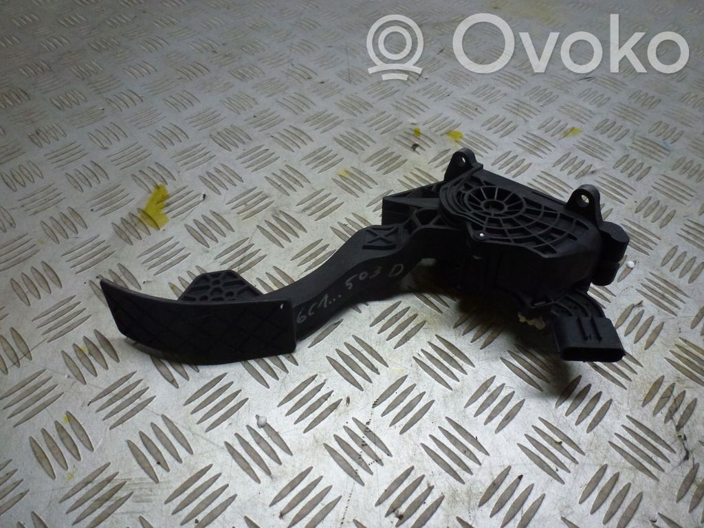 Gaspedal   6C1723503D