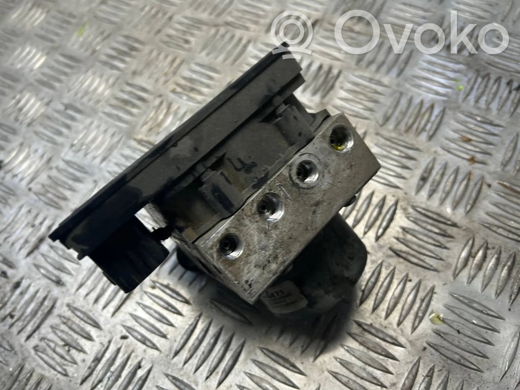 ABS-pumppu   23430471