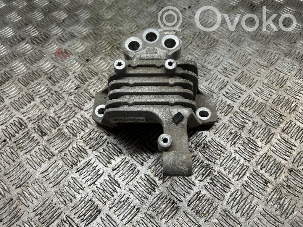 Engine mount bracket   P68141406AF